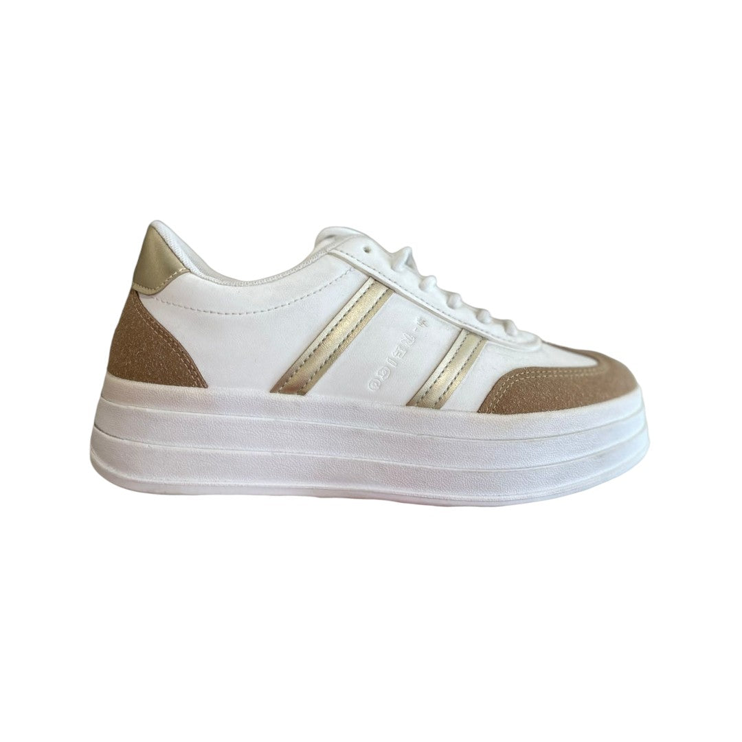 Modelo 111 - Zapatilla