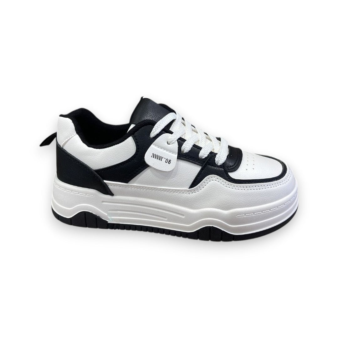 Modelo 116 - Zapatilla