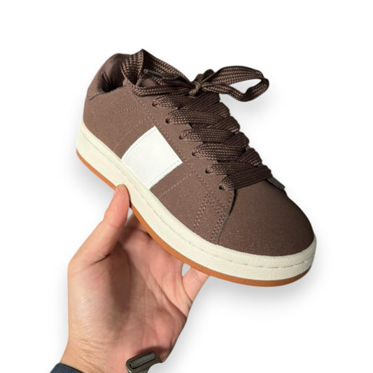 Modelo 117 - Zapatilla